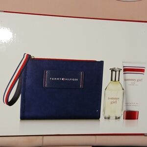 Tommy Girl perfume FAVORITE THINGS Gift set 1.7 Spray Purse Body Wash BRAND NEW